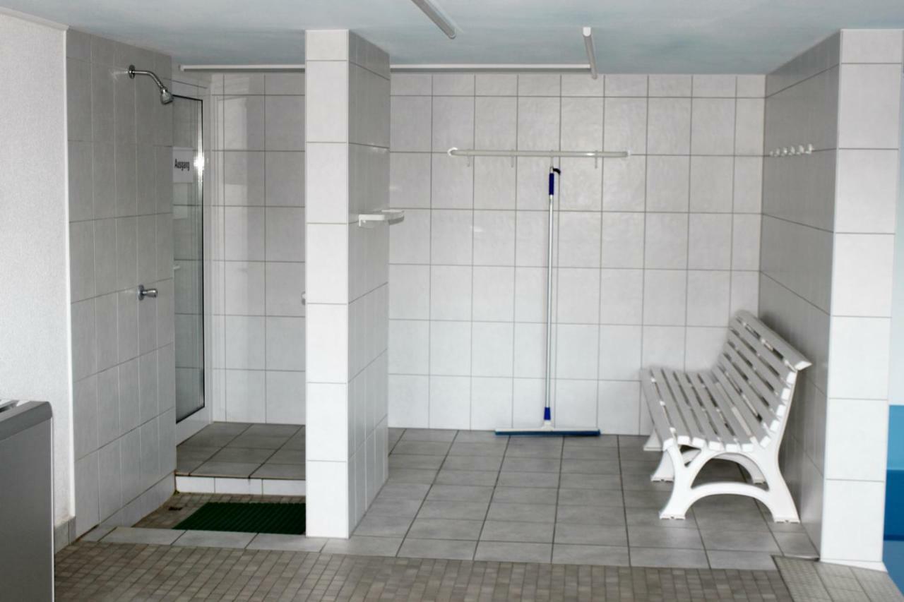Ferienwohnung "Hagebutze" Mit Sauna Und Schwimmbad バート・ラウターベルク エクステリア 写真